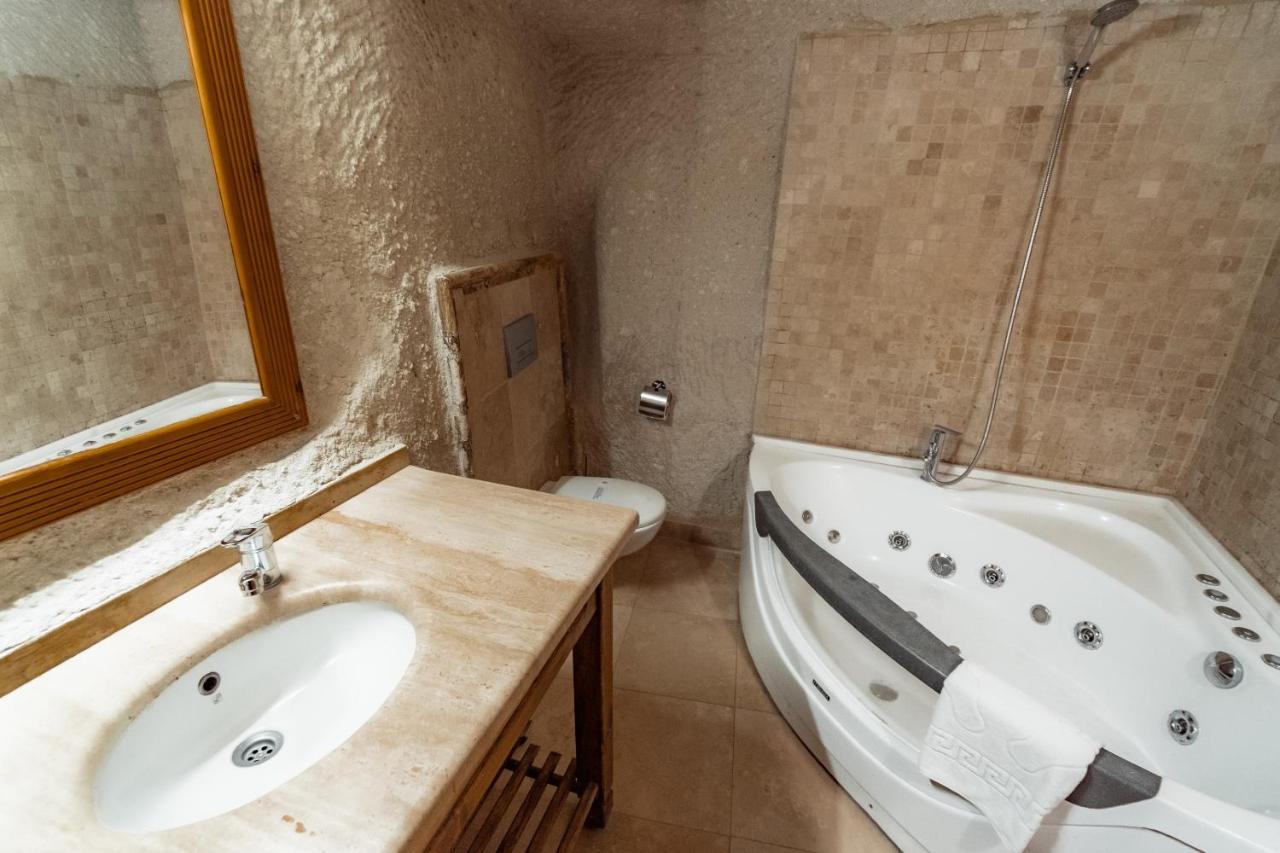Amber Cave Suites Γκόρεμε Εξωτερικό φωτογραφία